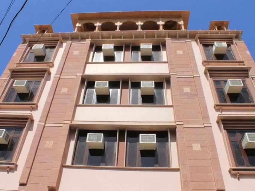 Hotel Ram Singh Palace ジャイプール エクステリア 写真